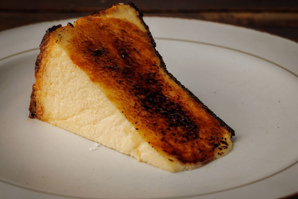 とろけるサンセバスチャンチーズケーキ